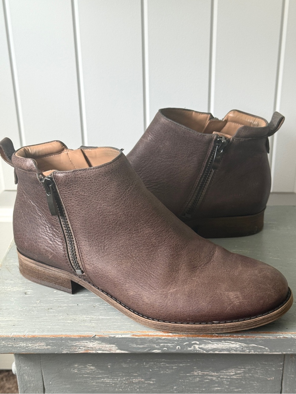 Franco Sarto Keegan Double-Zip Leather Ankle Boots Brown Size 7.5